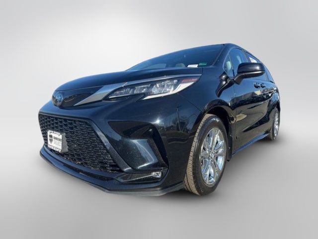 2023 Toyota Sienna XSE
