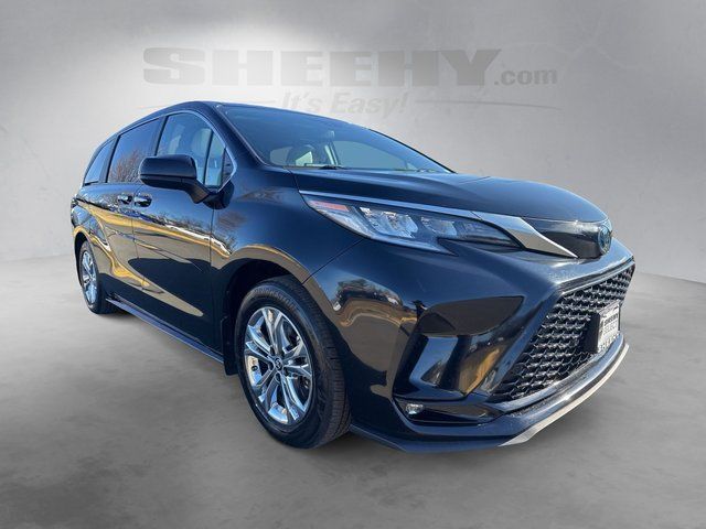 2023 Toyota Sienna XSE