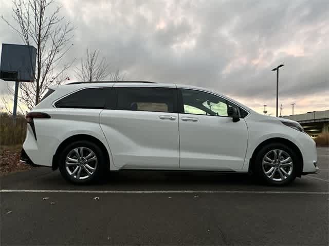 2023 Toyota Sienna XSE