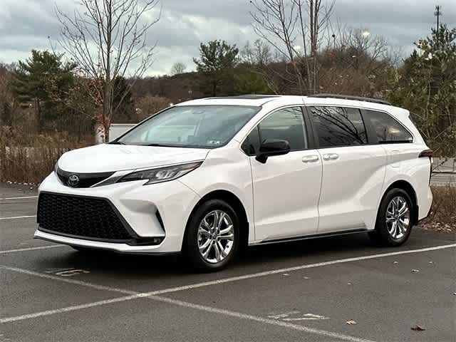 2023 Toyota Sienna XSE