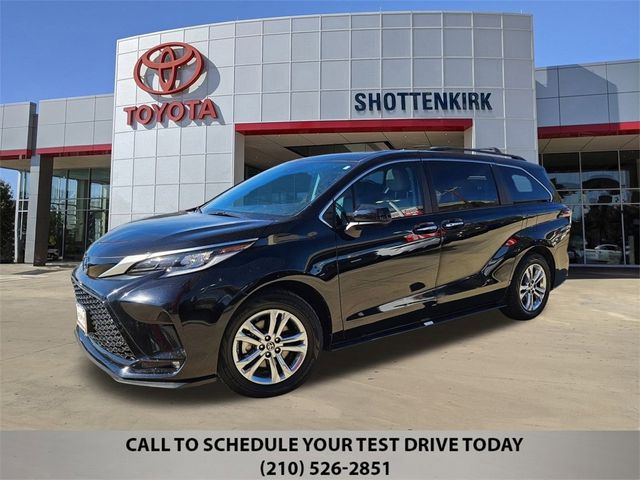 2023 Toyota Sienna XSE