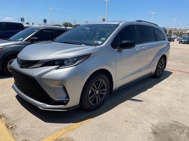 2023 Toyota Sienna XSE