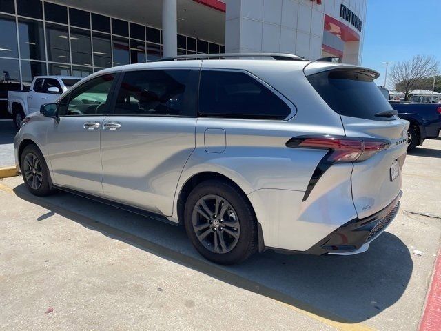 2023 Toyota Sienna XSE