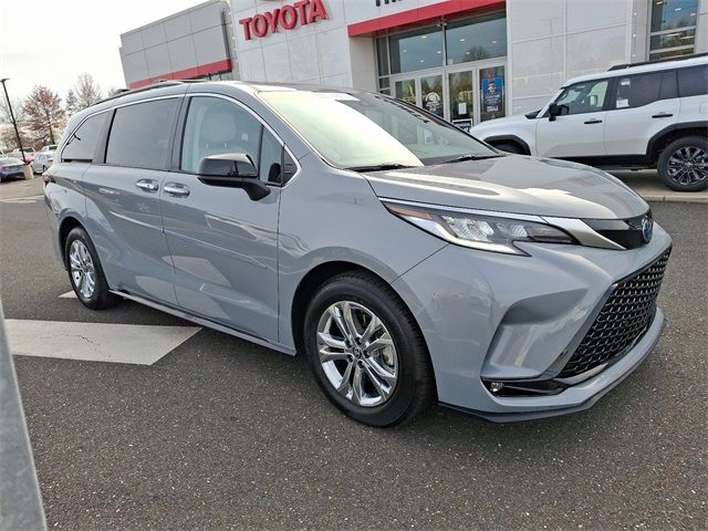 2023 Toyota Sienna XSE