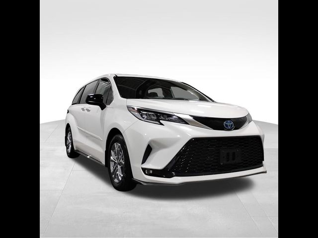 2023 Toyota Sienna XSE