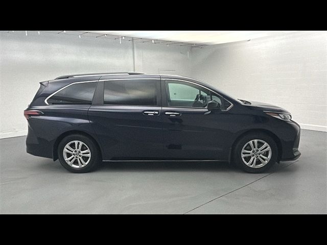 2023 Toyota Sienna XSE