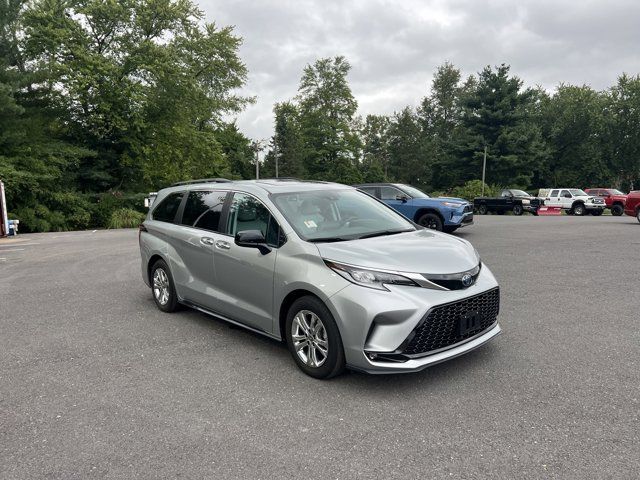 2023 Toyota Sienna XSE