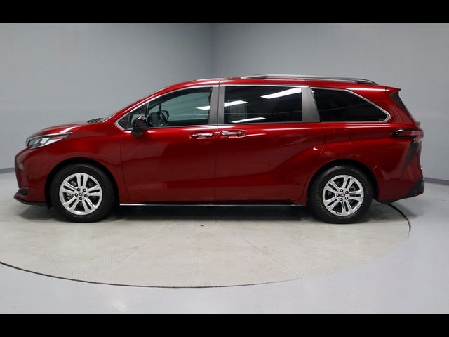 2023 Toyota Sienna XSE