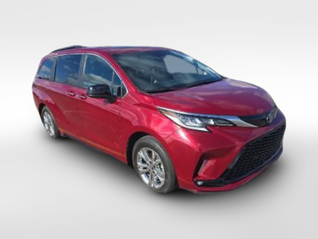 2023 Toyota Sienna XSE
