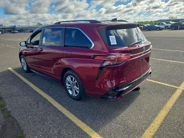 2023 Toyota Sienna XSE