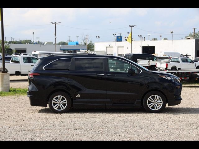 2023 Toyota Sienna XSE