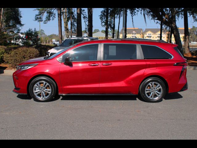 2023 Toyota Sienna XSE