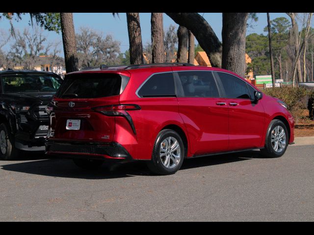 2023 Toyota Sienna XSE