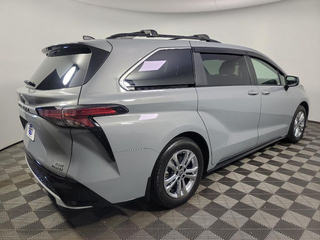 2023 Toyota Sienna XSE