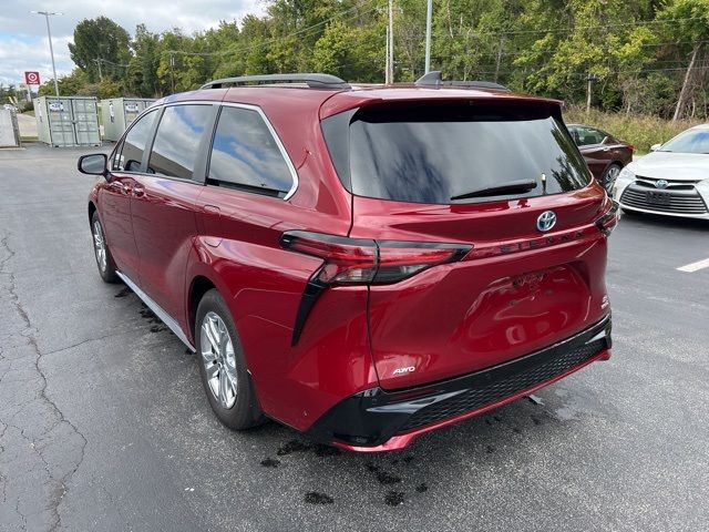 2023 Toyota Sienna XSE