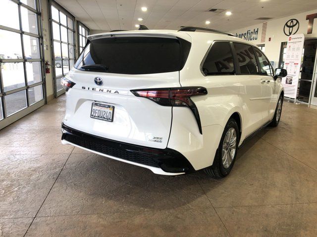 2023 Toyota Sienna XSE