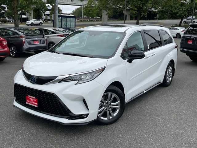 2023 Toyota Sienna XSE