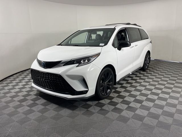 2023 Toyota Sienna XSE