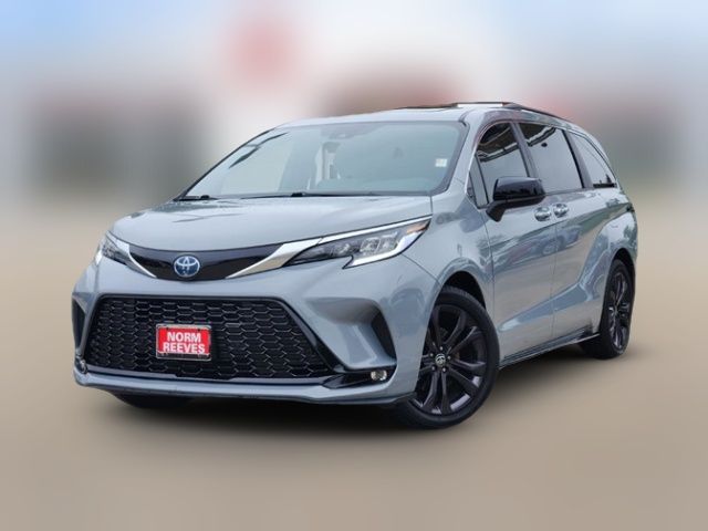 2023 Toyota Sienna XSE