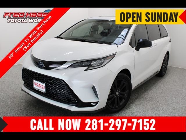 2023 Toyota Sienna XSE