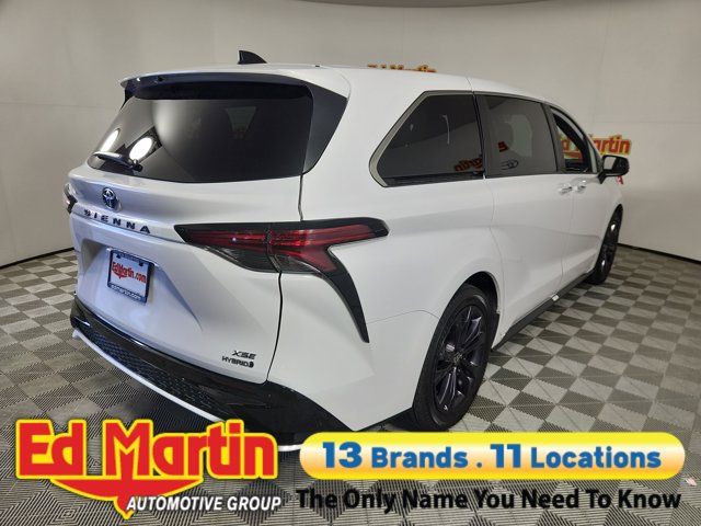 2023 Toyota Sienna XSE