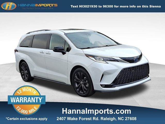 Used 2023 White Toyota Sienna Minivan For Sale in Raleigh, NC