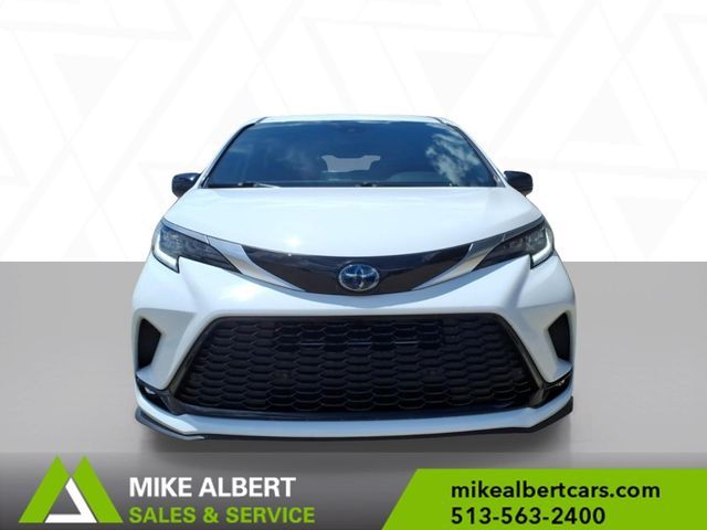 2023 Toyota Sienna XSE