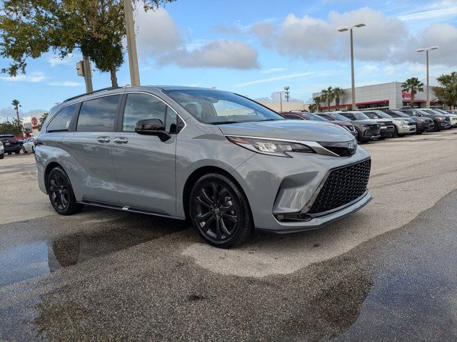 2023 Toyota Sienna XSE