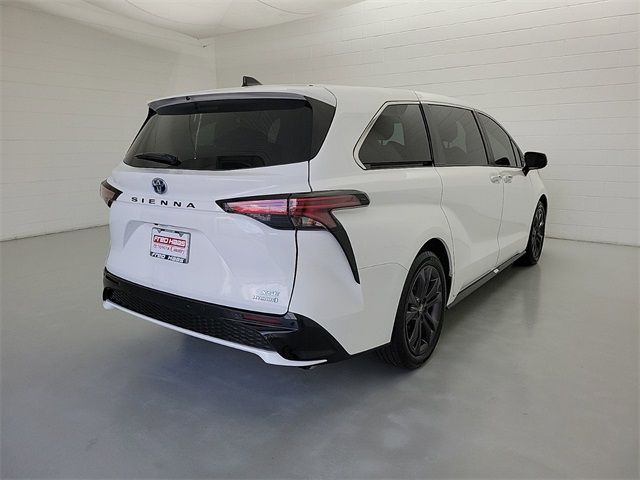 2023 Toyota Sienna XSE