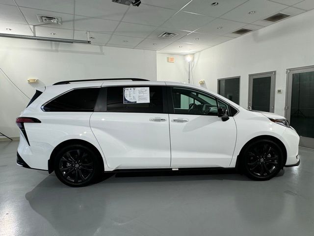 2023 Toyota Sienna XSE