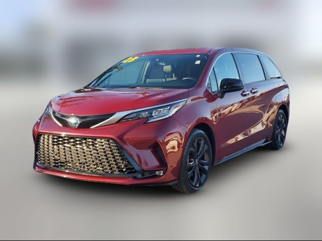 2023 Toyota Sienna XSE