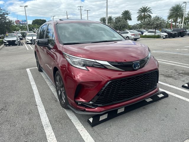 2023 Toyota Sienna XSE