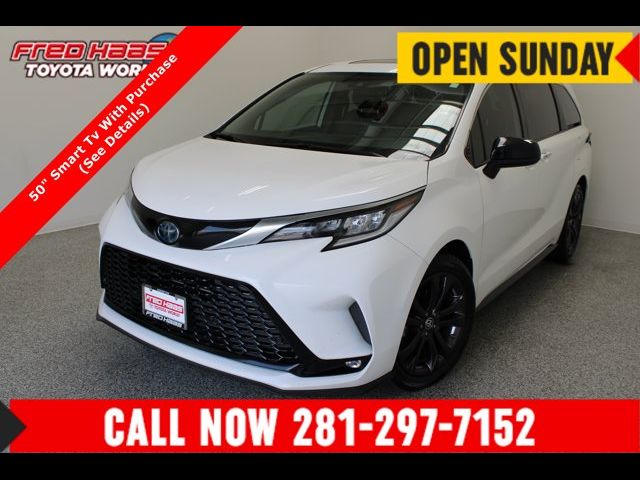 2023 Toyota Sienna XSE
