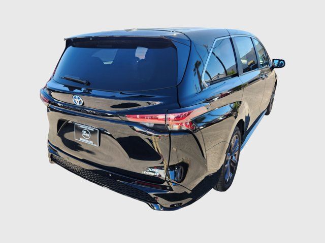 2023 Toyota Sienna XSE
