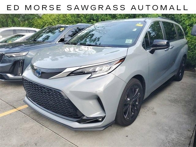 2023 Toyota Sienna XSE