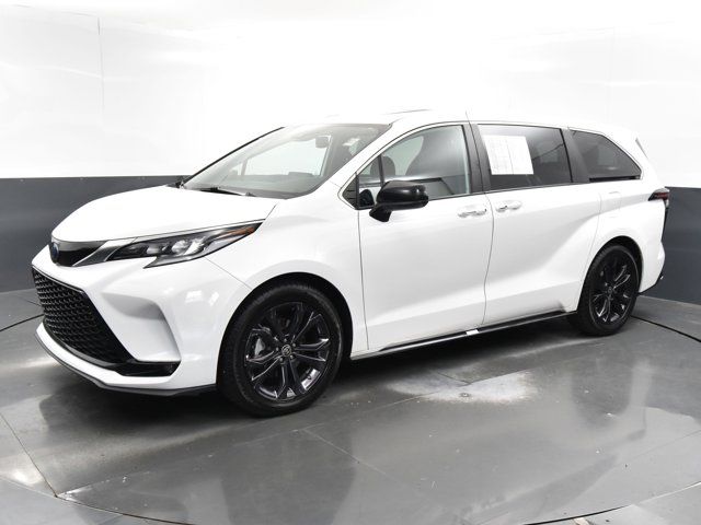 2023 Toyota Sienna XSE