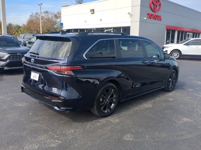 2023 Toyota Sienna XSE