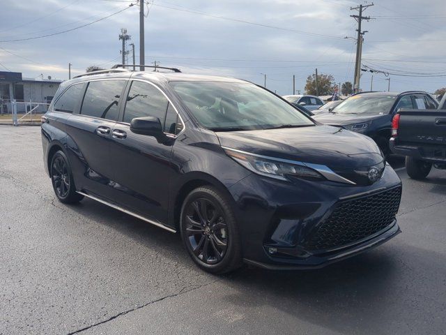 2023 Toyota Sienna XSE