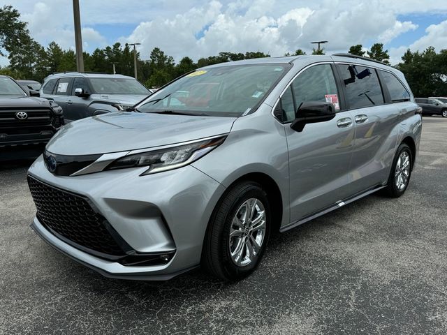 2023 Toyota Sienna XSE