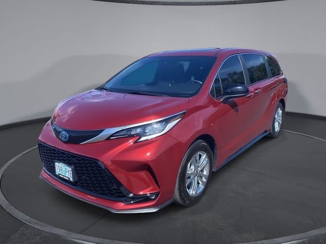 2023 Toyota Sienna XSE