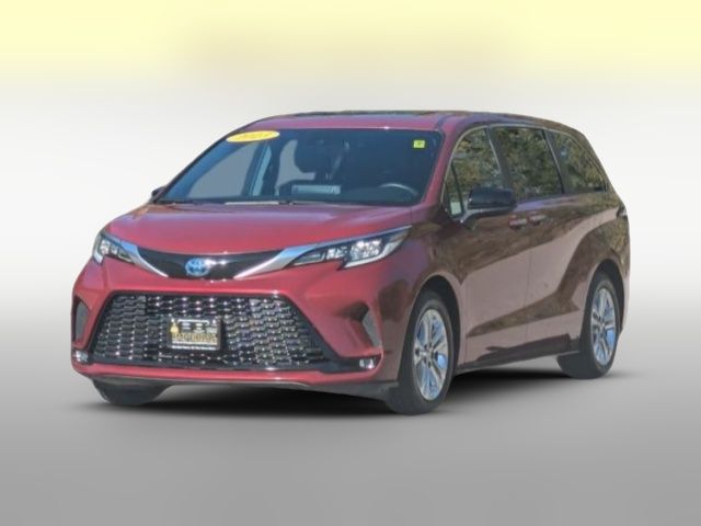 2023 Toyota Sienna XSE