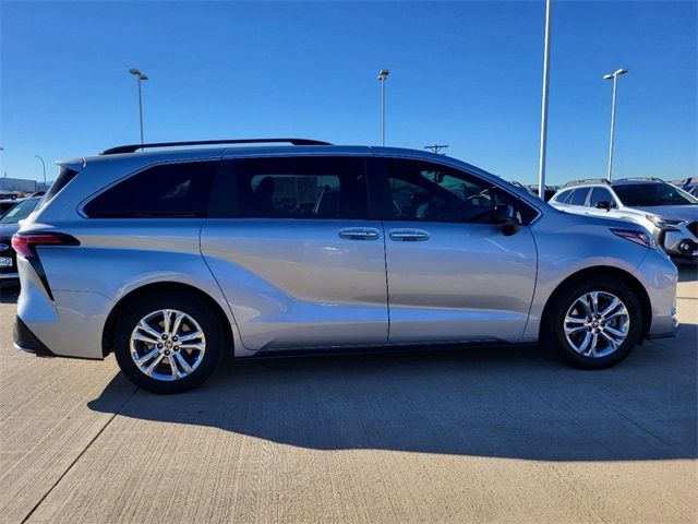 2023 Toyota Sienna XSE