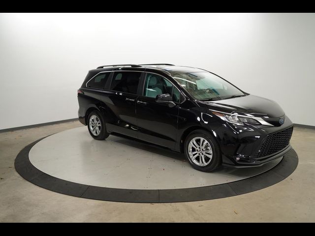 2023 Toyota Sienna XSE