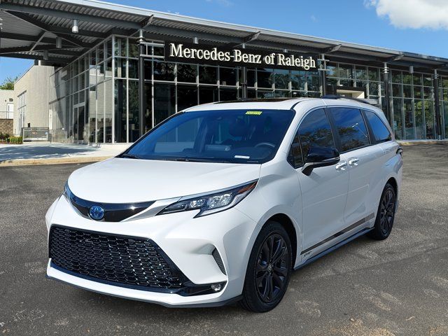 2023 Toyota Sienna XSE 25th Anniversary