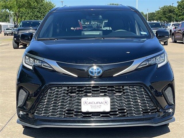 2023 Toyota Sienna XSE 25th Anniversary