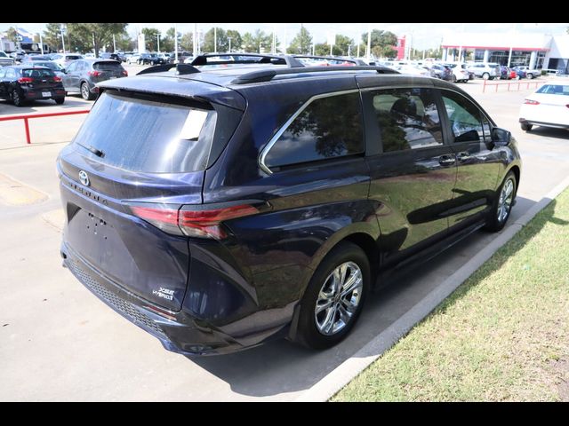 2023 Toyota Sienna XSE