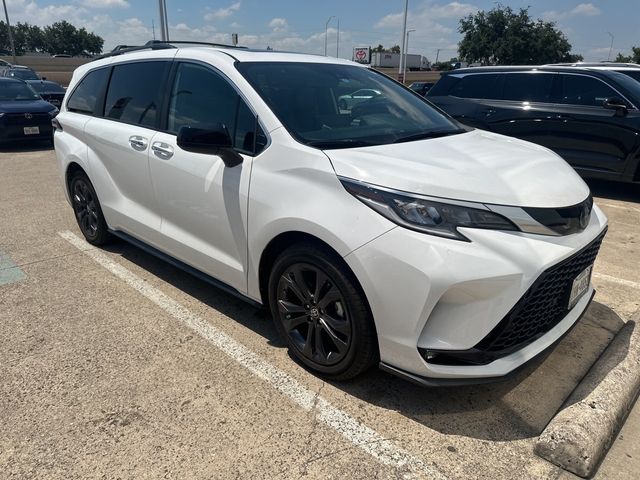 2023 Toyota Sienna XSE