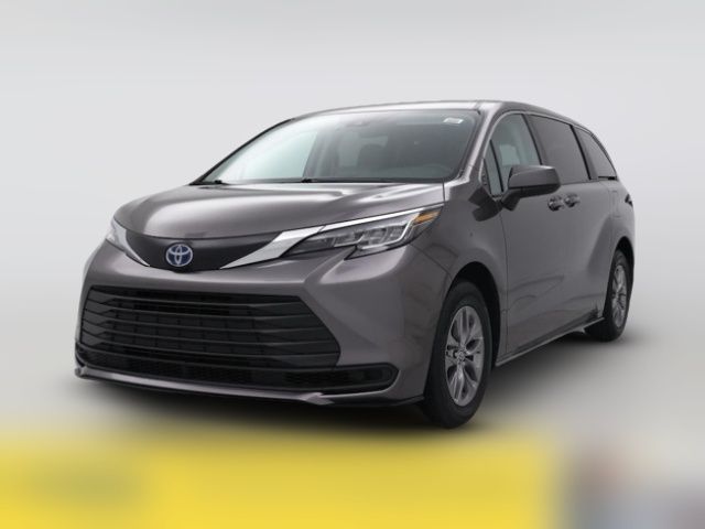 2023 Toyota Sienna LE