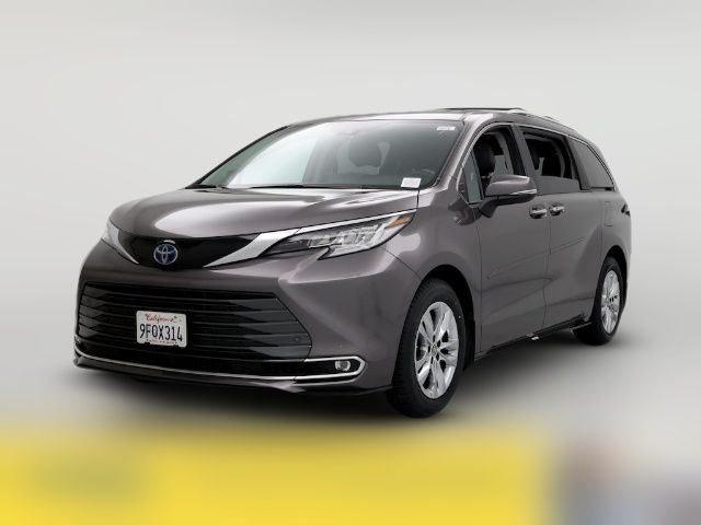 2023 Toyota Sienna Limited