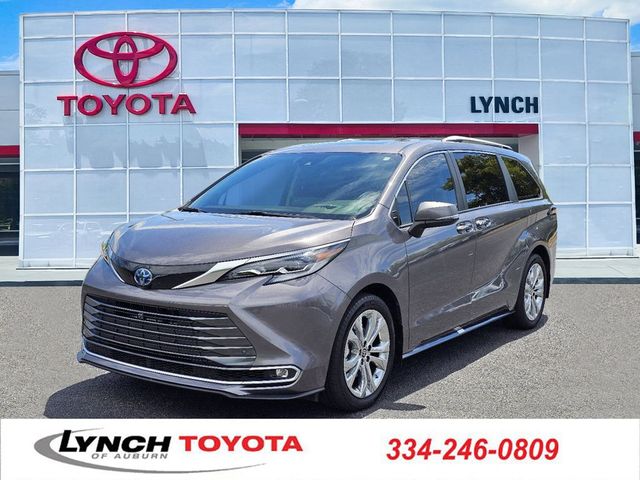 2023 Toyota Sienna Platinum